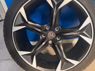 Originale CUPRA alufælge med vinterdæk 