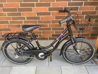 Købt til 3800 kr 20 tommer lækker cykel 