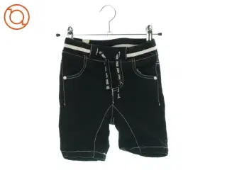 Shorts fra Rebus (str. 98)
