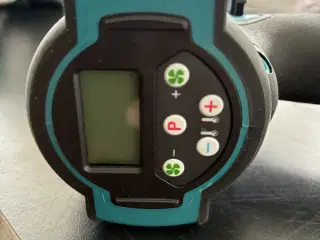 Makita varmepistol