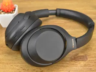 Sony  wh-1000xm4