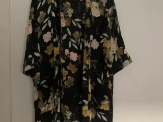 Smuk Gossip kimono