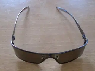 Solbrille med Polaroid