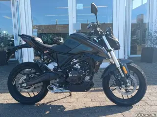 Voge R 125