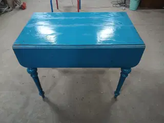 Antik Lille Kapbprd