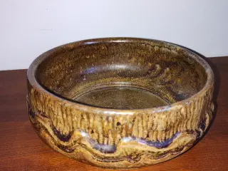 Flot skål fra Løvemose keramik
