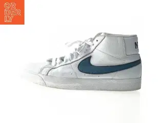 BlazerNike SB Blazer Mid ISO- White/Blue str. 44,5 (str. 44,5 )