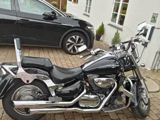 Suzuki intruder 1500