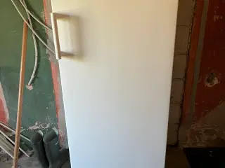 Vestfrost skabsfryser 6 hylder