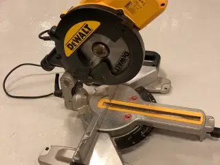 dewalt kapgeringssav