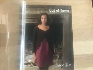 Out of Town  af Debbie Bliss