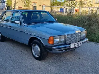 Mercedes 300 3,0 D aut.