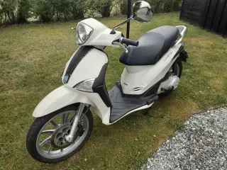 Piaggio liberty 30 scooter 