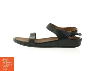 Brugte sorte dame sandaler (str. 39 )