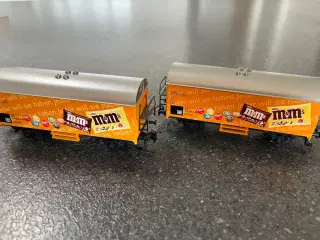 Märklin, 2 stk reklamevogne “M&M”