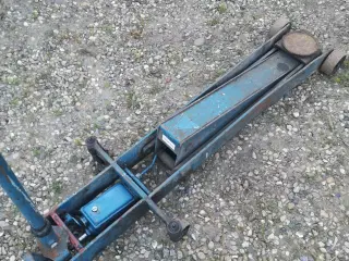 AC donkraft 