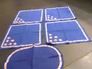 Daells  varehus duge,  dækservietter/ stof serviet