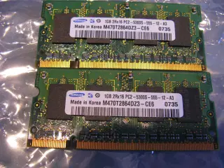 samsung 2GB, DDR2 SDRAM, SO DIMM 200-pin