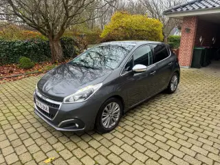 Peugeot 208 1.6 Bluehdi allurre sky
