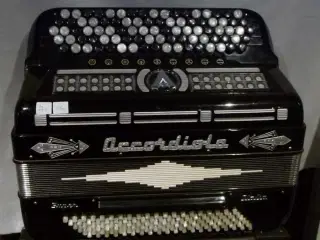 Accordiola