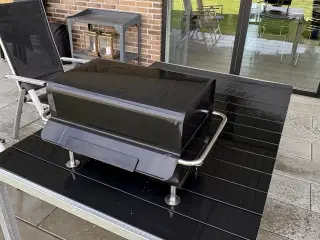 Velholdt Eva Solo Box gasgrill sælges