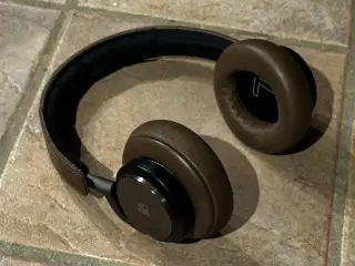 Bang & Olufsen Beoplay H7