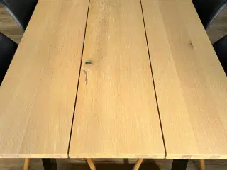 Bord og stole 
