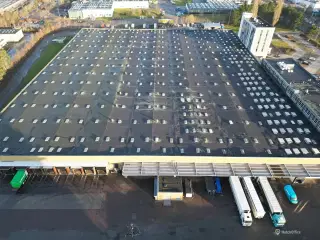 Lyst og funktionelt kontorlokale tæt på offentlig transport og motorvej