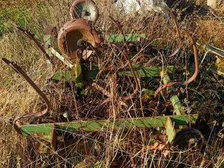 - - - Sælges momsfri