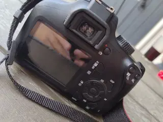 Canon 4000D