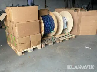 kobber installationskabel med adapter og stik