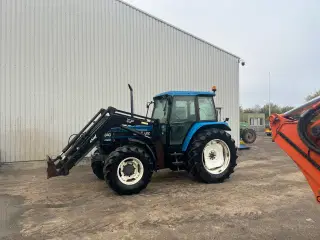 Ford 7840 med frontlæsser 