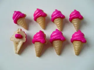 Isvaffel knapper
