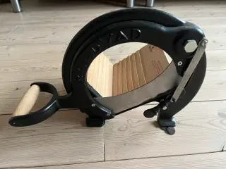 Ny Raadvad brødskærer.