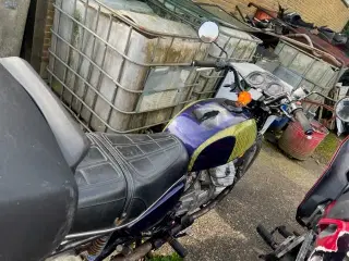 hONDA CX500 ( GYLLEPUMPE)