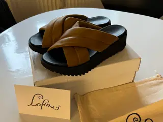 LOFINA slippers