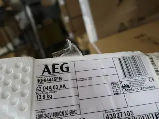 Induktionskogeplade AEG IKE84445FB