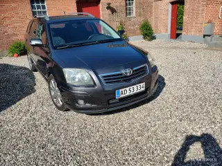Toyota Avensis t25 