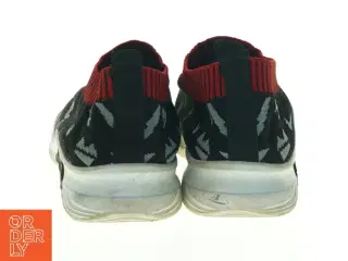 Sorte slip-on sneakers (str. 38)