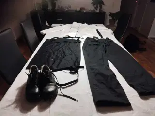 Kokke tøj til grundforløb