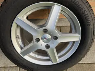 Vinterhjul/ Ford Fiesta.