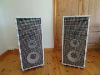 2  højtralere