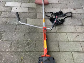 Benzin Buskrydder / græstrimmer