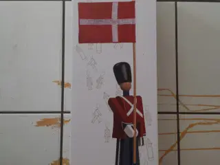 Kaj Bojesen Fanebærer, lille 22,4cm