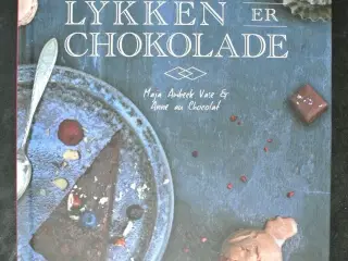 lykken er chokolade, af maja ambeck vase og anne a