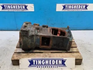 Ford 7740 Gearkassehus F0NN7005AH