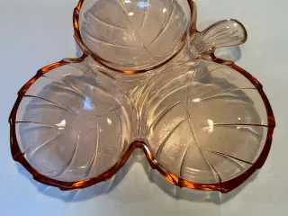 VINTAGE rosa bladskål med 3 skåle.