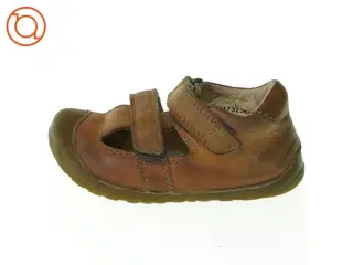 Sandaler fra Bundgaard (str. 22)