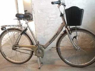 Winther 28" 54 cm høje 7 gear ,ABUS-lås med én nøg