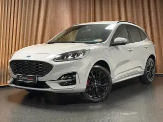 Ford Kuga 2,5 PHEV ST-Line X CVT